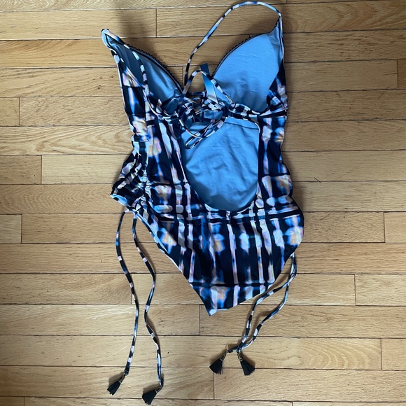 Brand New Lucky Brand Multi-Coloured One-Piece Swimsuit - Picture 4 of 14